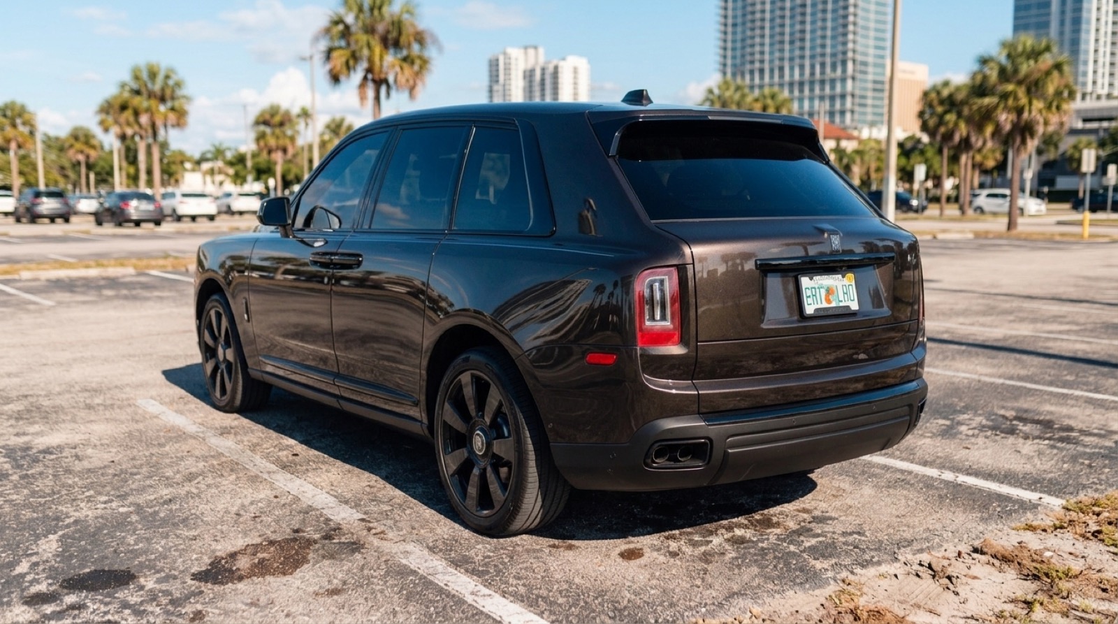 Rolls-Royce Cullinan Black Badge thumbnail 2